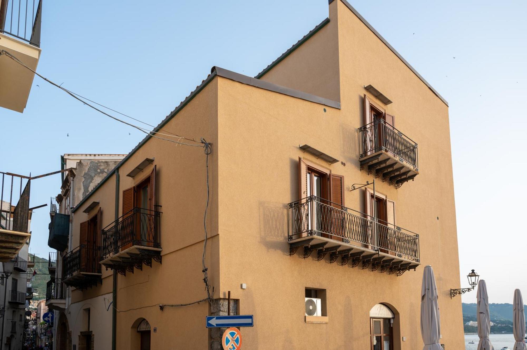 Casa Vacanze Tramonto Alla Marina Cefalù Kültér fotó