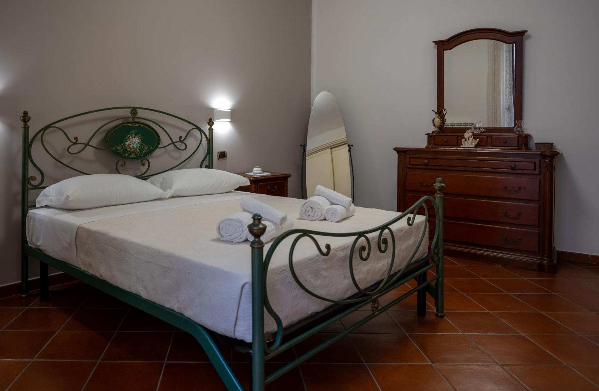 Casa Vacanze Tramonto Alla Marina Cefalù Kültér fotó