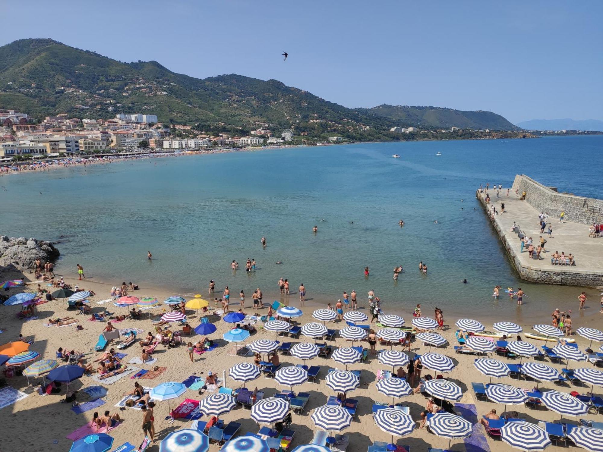 Casa Vacanze Tramonto Alla Marina Cefalù Kültér fotó