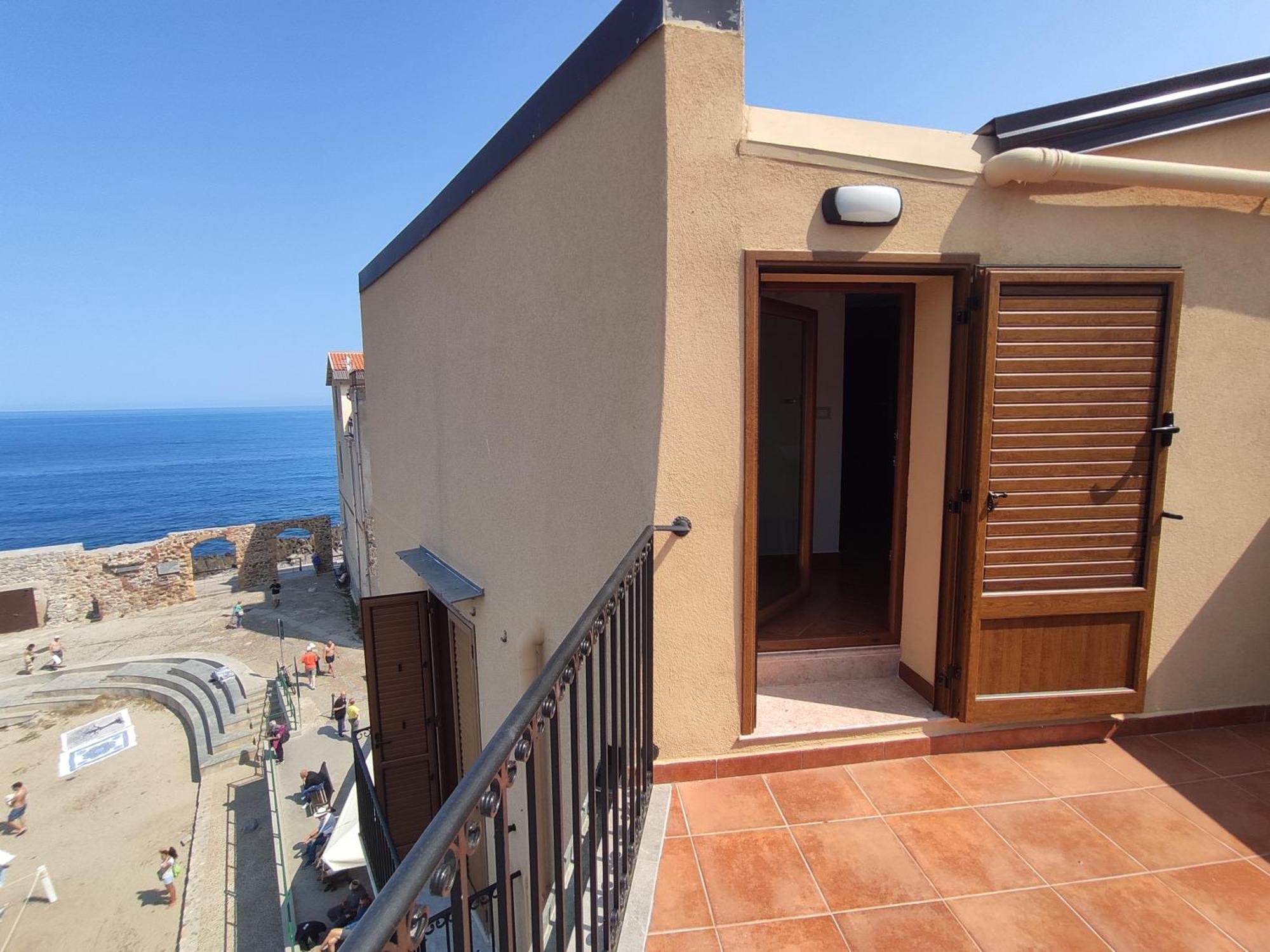Casa Vacanze Tramonto Alla Marina Cefalù Kültér fotó